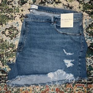 A&F curve love high rise mom short